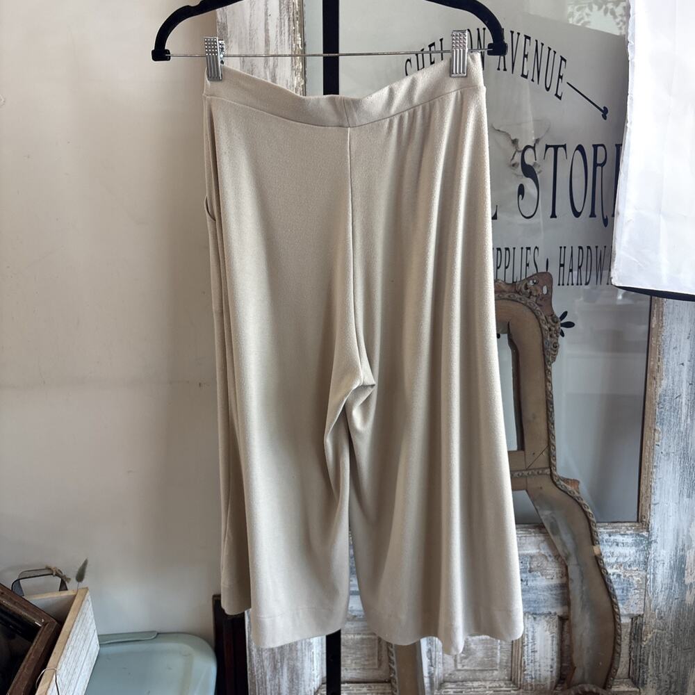 Free People Free Est Capri Yoga Pants Size Small - Picture 8 of 12
